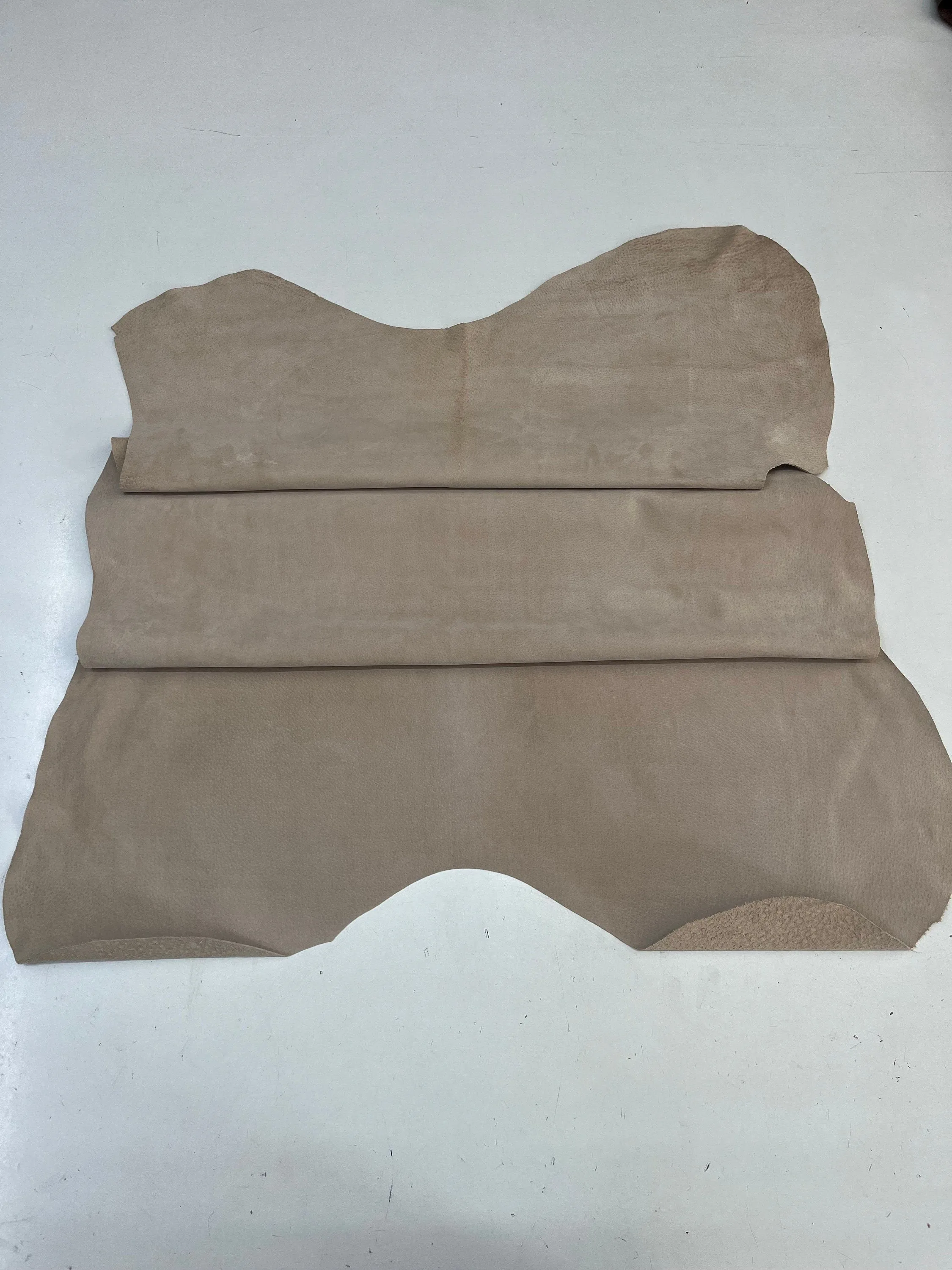 Pig suede leather for lining, Genuine pig leather sheets, soft and thin with nap, thick 0,6mm (1 1/2 oz)