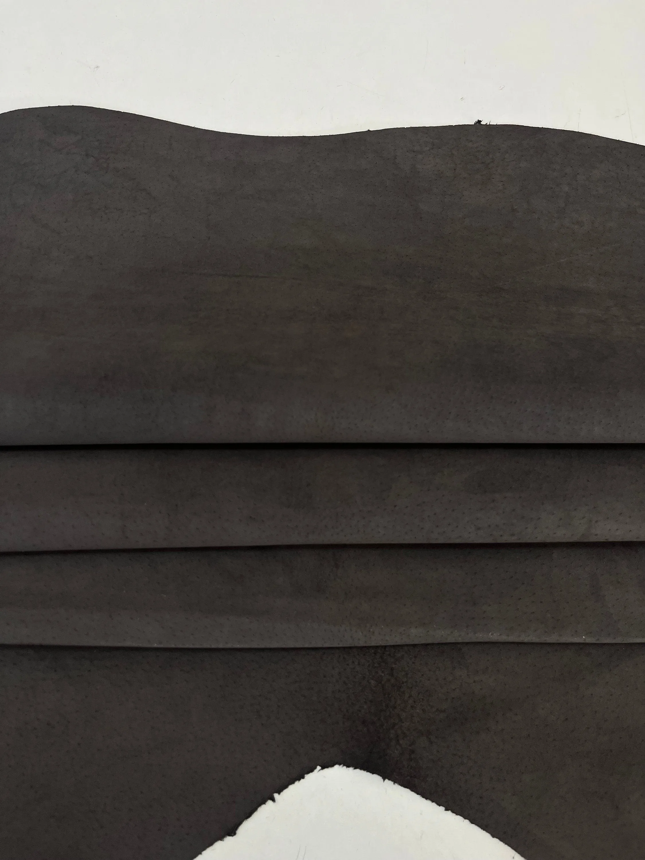 Pig suede leather for lining, Genuine pig leather sheets, soft and thin with nap, thick 0,6mm (1 1/2 oz)