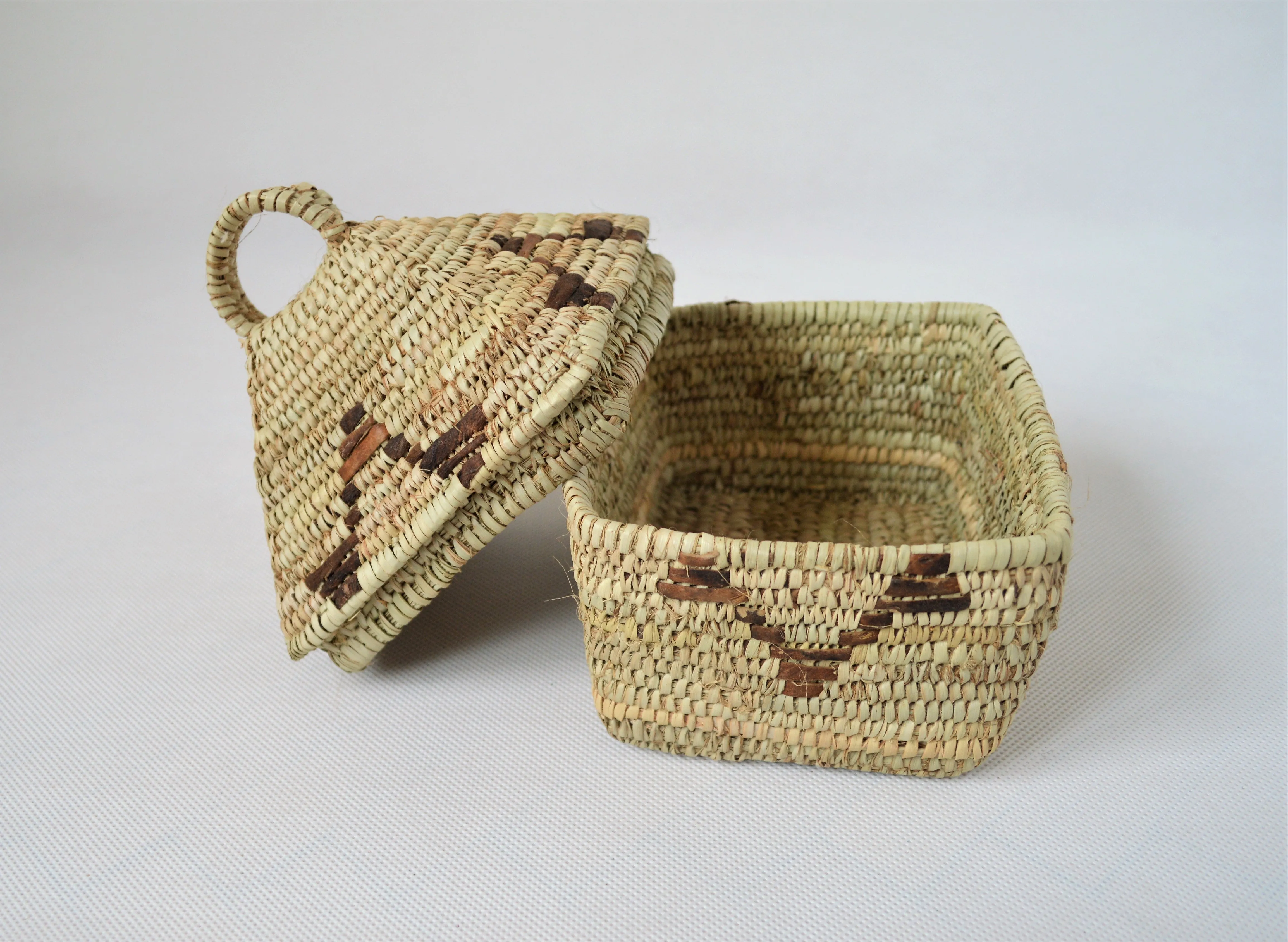 Woven box David star